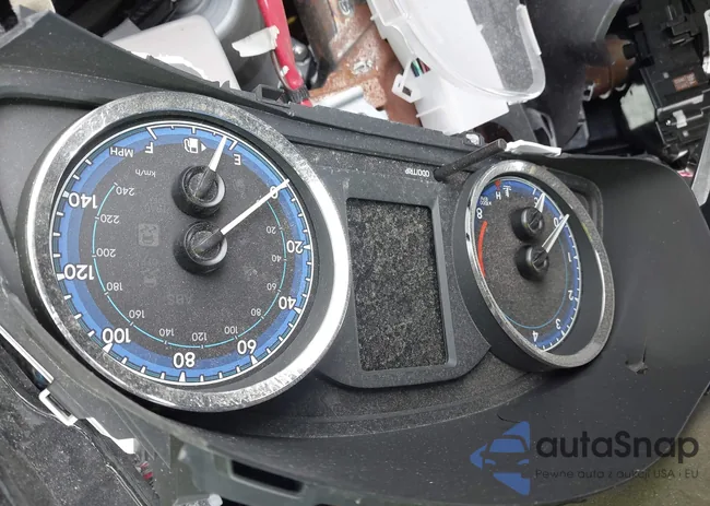 2T1BURHE4JC040610: 41859443