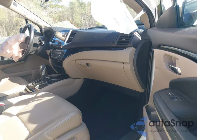 5FPYK3F72KB012293: 41859767