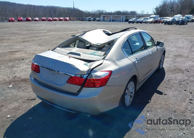 1HGCR2F87DA152306: 41859075