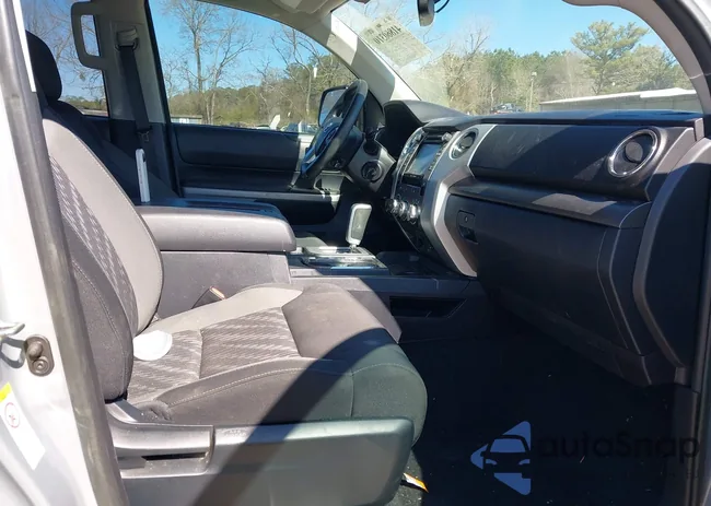 5TFDW5F10JX721120: 41860310