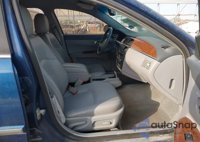 2G4WD562151279289: 41860151