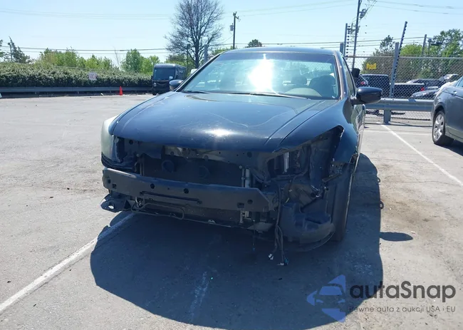 1HGCP2F73BA118681: 41861364