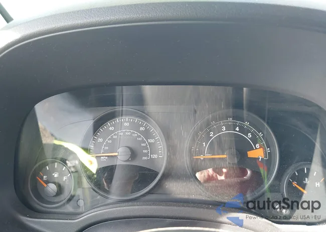 1C4NJCBA0FD329101: 41860940