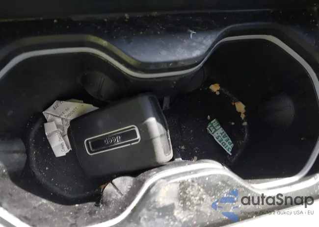 1C4RJKDG9P8909471: 41861838