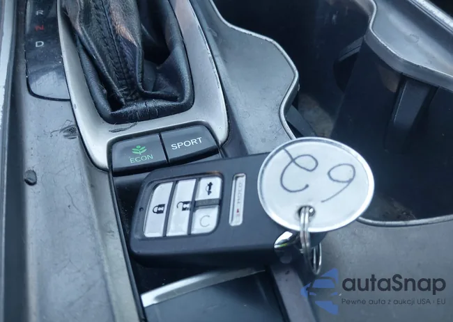 1HGCV1F3XJA738035: 41863237