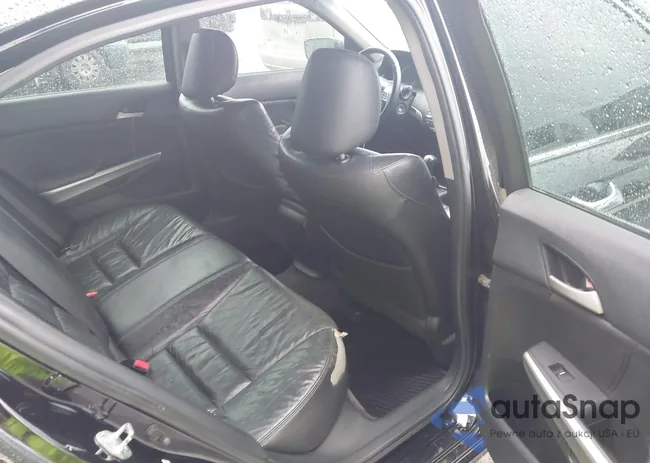 1HGCP36838A016644: 41864299