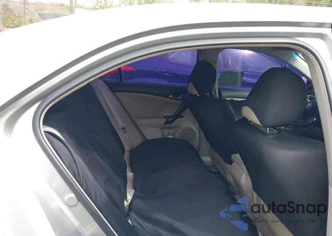 JH4CU2F61AC029949: 41864613