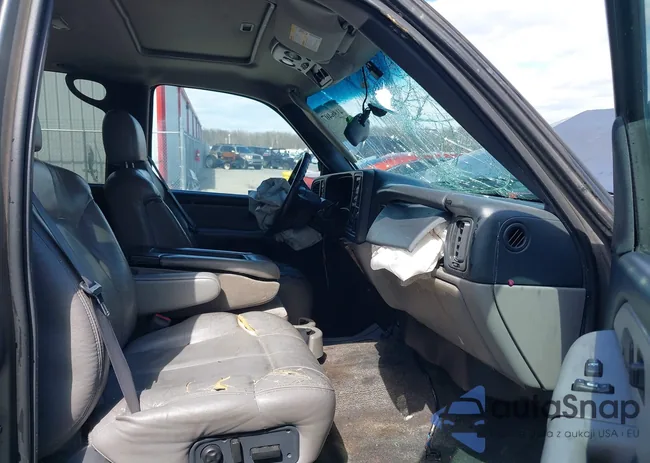 3GNFK16T51G150752: 41864072