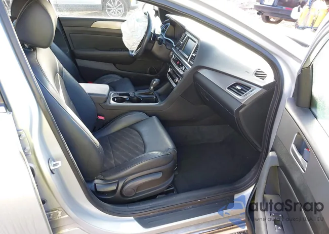 5NPE34AF0JH599137: 41865261