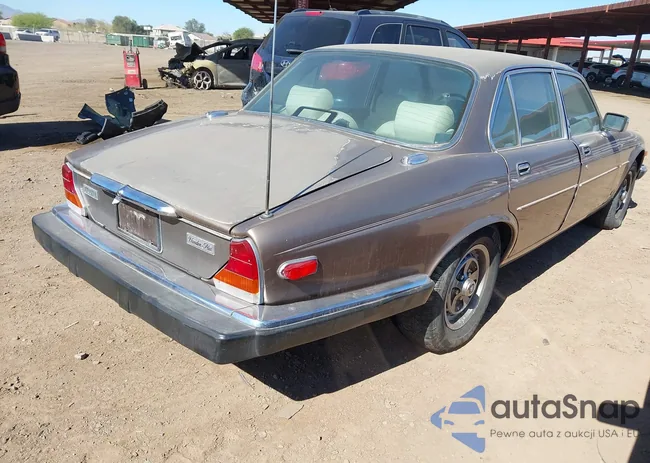 SAJAY1343GC456151: 41865396