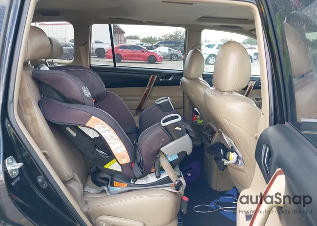 5TDYK3EH8DS120984: 41865716