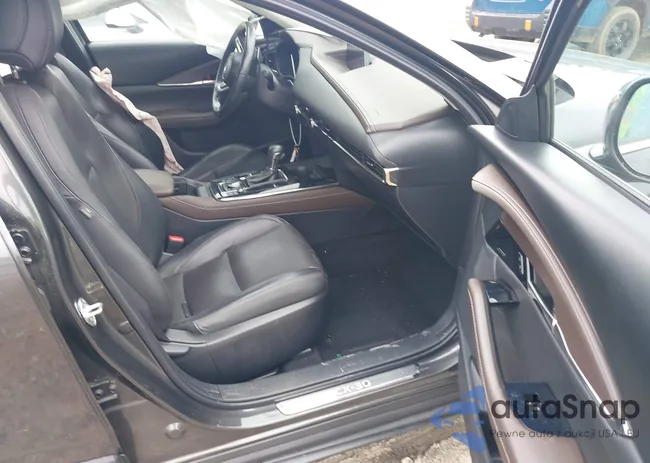 3MVDMAEM4LM136588: 41864844