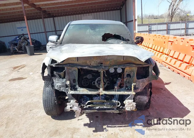 3TMCZ5AN8KM196697: 41865085