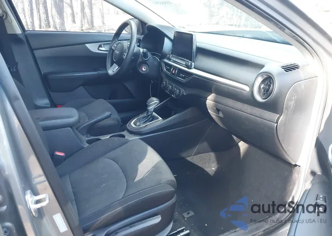 3KPF24AD1NE430471: 41866099