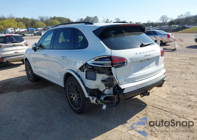 WP1AA2A2XHKA85652: 41867384