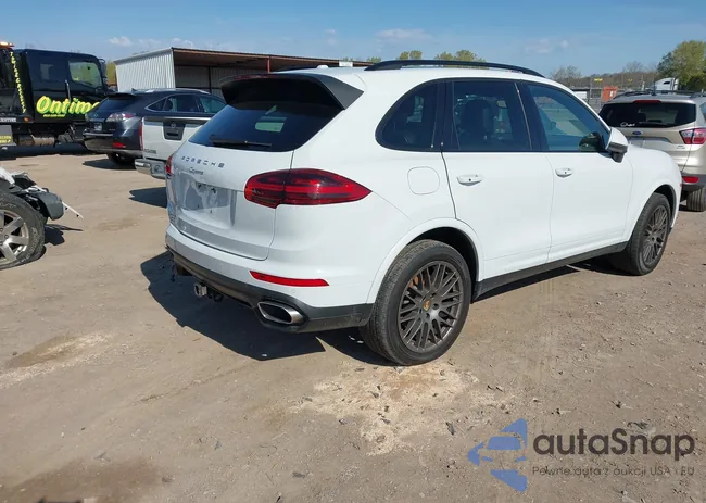 WP1AA2A2XHKA85652: 41867384