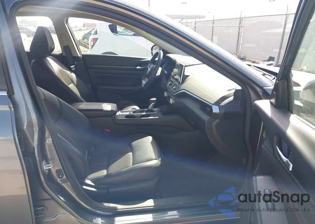 1N4BL4CW9NN406608: 41868768