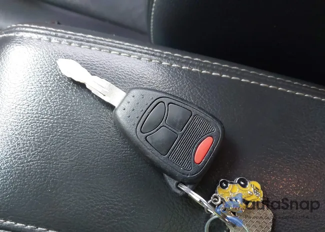 1C4NJDEB0HD193341: 41869302