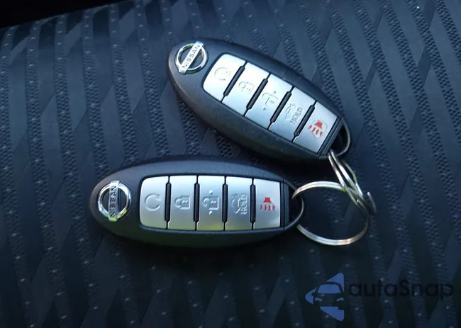 1N4AL3AP2HC223603: 41869363