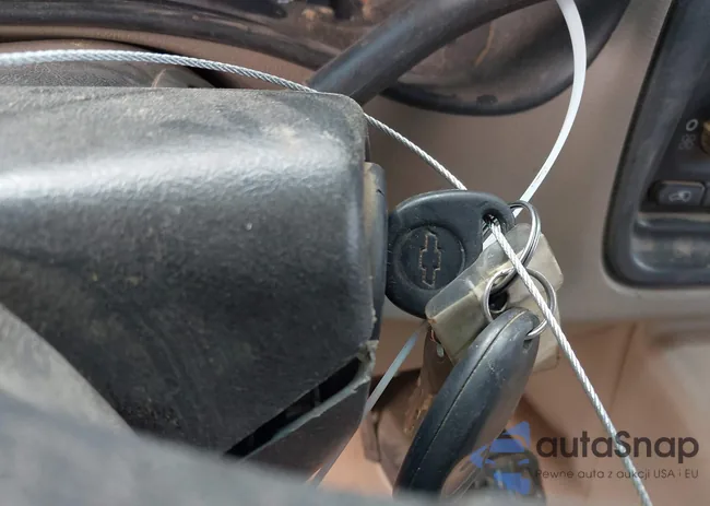 1GCHK23U14F213890: 41868806