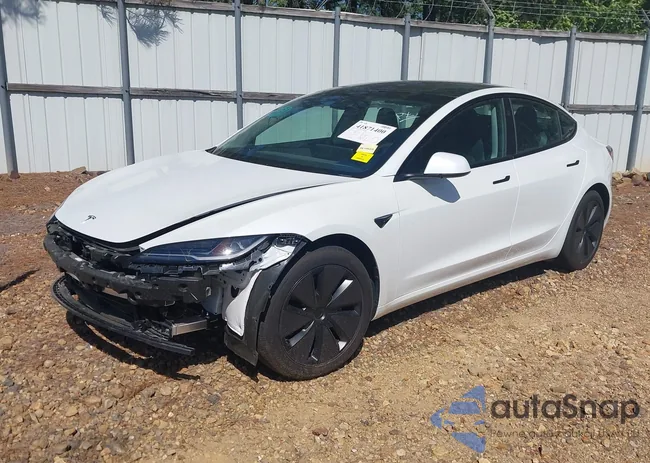 5YJ3E1EA5RF732502: 41871400