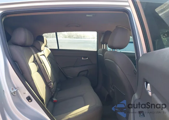 KNDPBCACXG7879012: 41871568