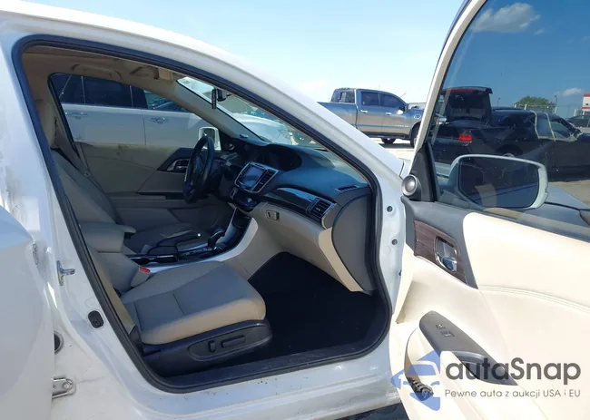 1HGCR2F89GA124673: 41871587