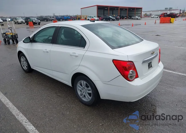 1G1JC5SH4E4176196: 41870801