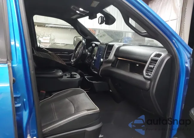 3C6UR5FL4LG208430: 41871063