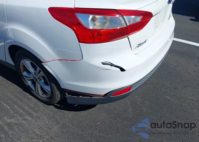 1FADP3F22DL265312: 41872863