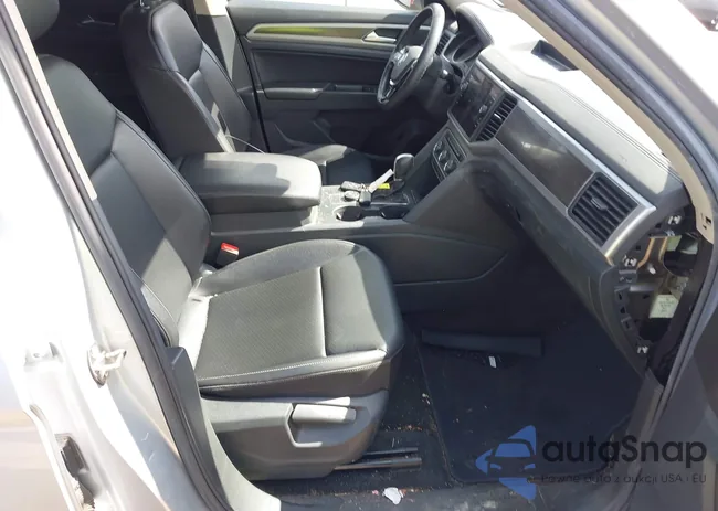 1V2LR2CA7JC524893: 41876288