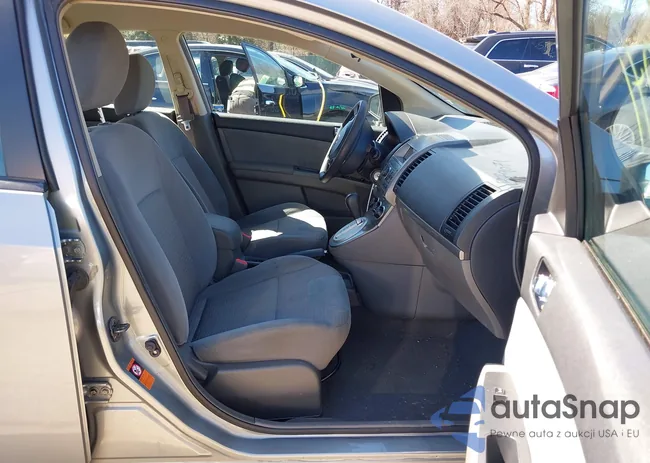 3N1AB61E78L741341: 41879071