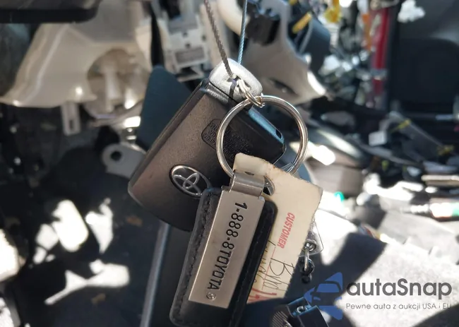 JTMWFREV3HJ133794: 41879088