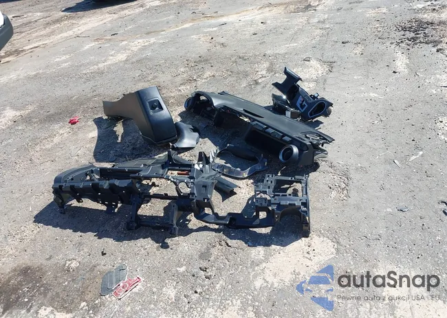 JTMWFREV3HJ133794: 41879088