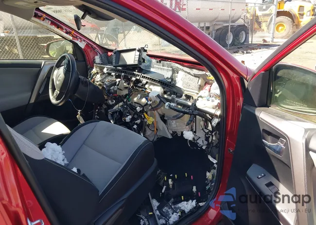 JTMWFREV3HJ133794: 41879088