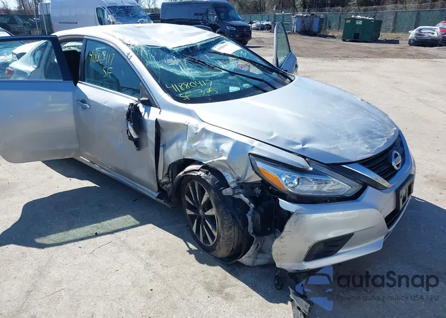 1N4AL3AP0JC130276: 41880417