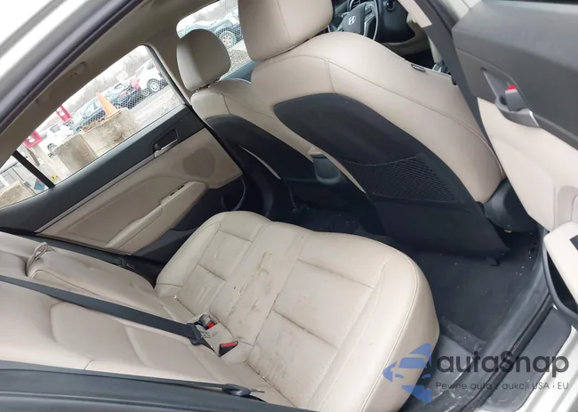 5NPD84LFXHH026217: 41879807