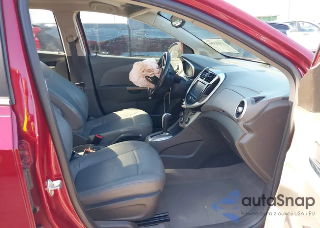 1G1JF5SB1H4163476: 41881339