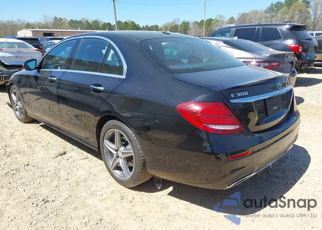 WDDZF4JB6HA090960: 41882472