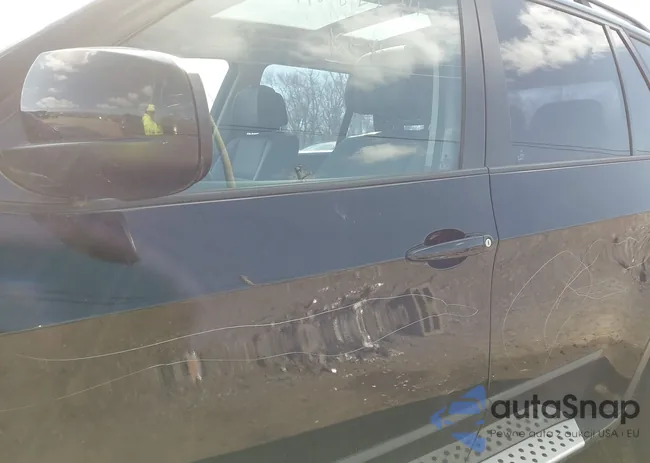 5UXFE435X8L025152: 41882574