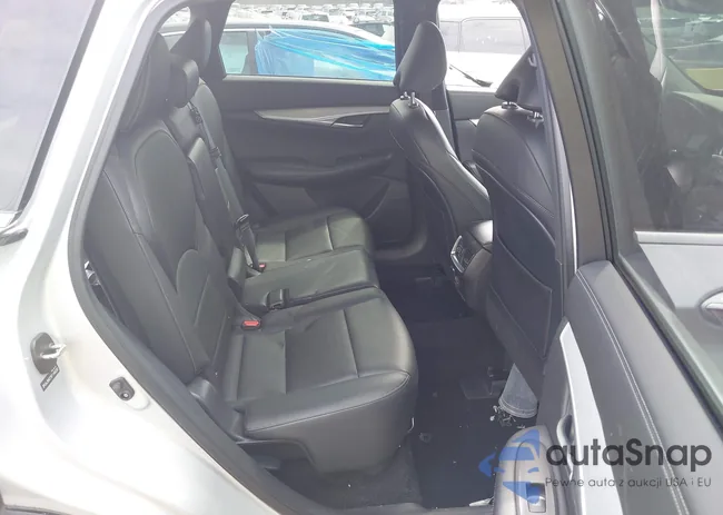 3PCAJ5M37KF148220: 41881786