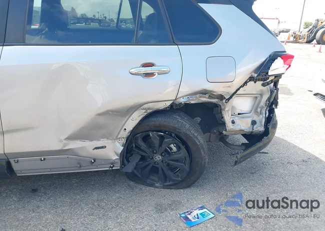 2T3E6RFVXPW038952: 41883646