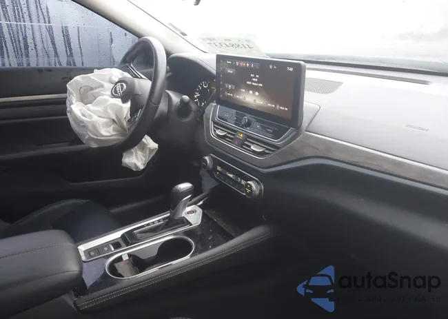 1N4BL4EW7RN368279: 41884337