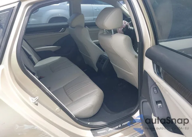 1HGCV2F92JA032736: 41885181