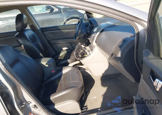 3N1AB61E88L726962: 41885694