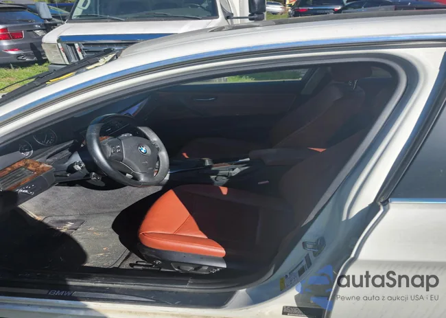 WBAPM5C53BE577244: 41886365