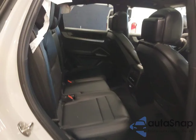 WP1AE2AY2SDA16359: 41886547