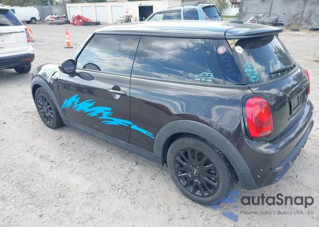 WMWXP7C52G3B49156: 41887468