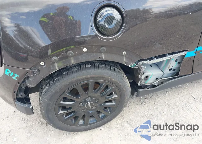 WMWXP7C52G3B49156: 41887468