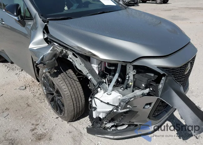 2T2KGCEZ9RC055638: 41887504